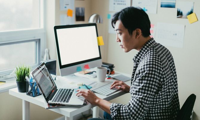 สายออฟฟิศต้องมี! ยาดมสมุนไพร: ทางออกของสมองที่อ่อนล้า